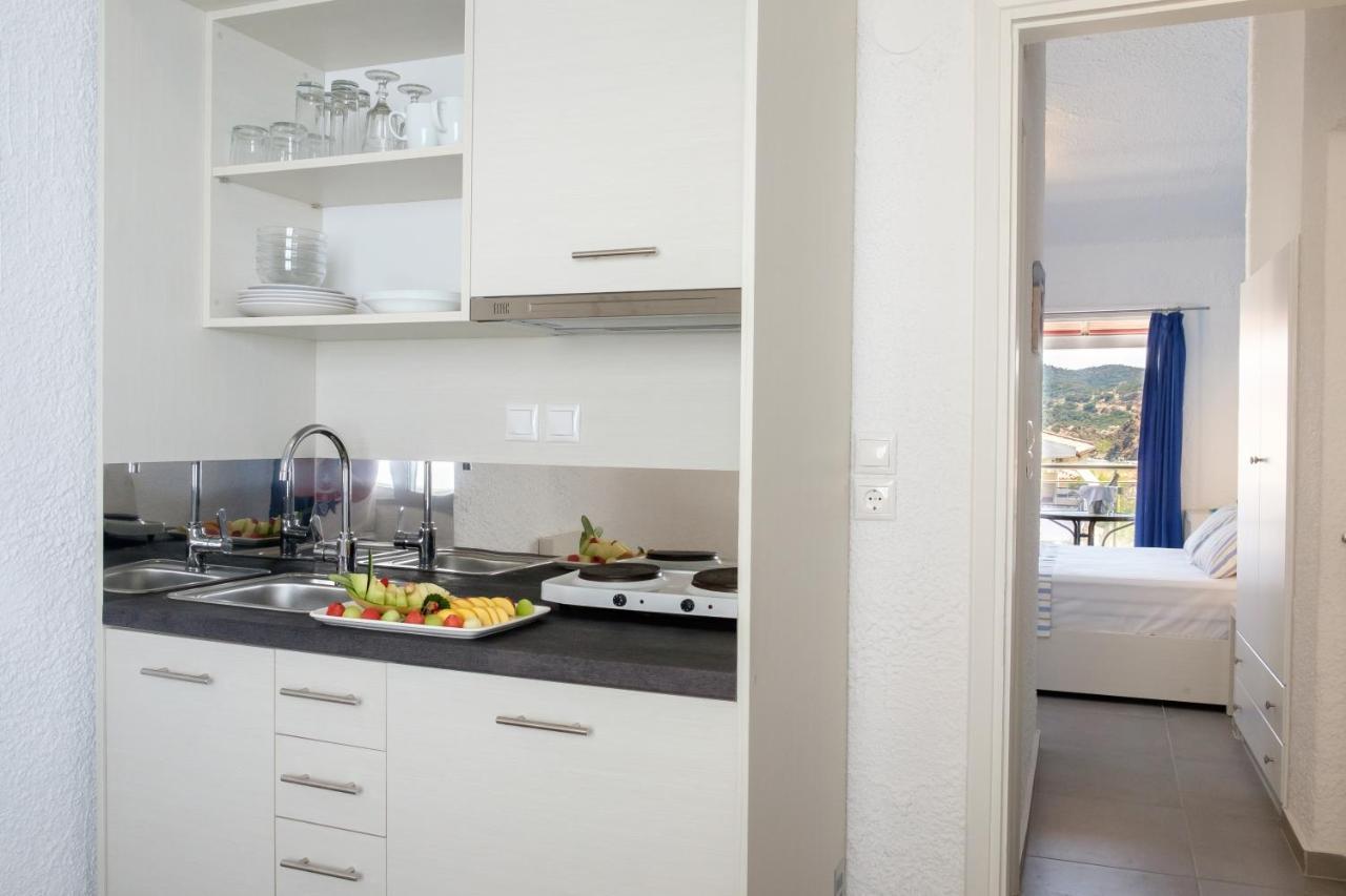 Blue Senses Apartments Sarti Luaran gambar
